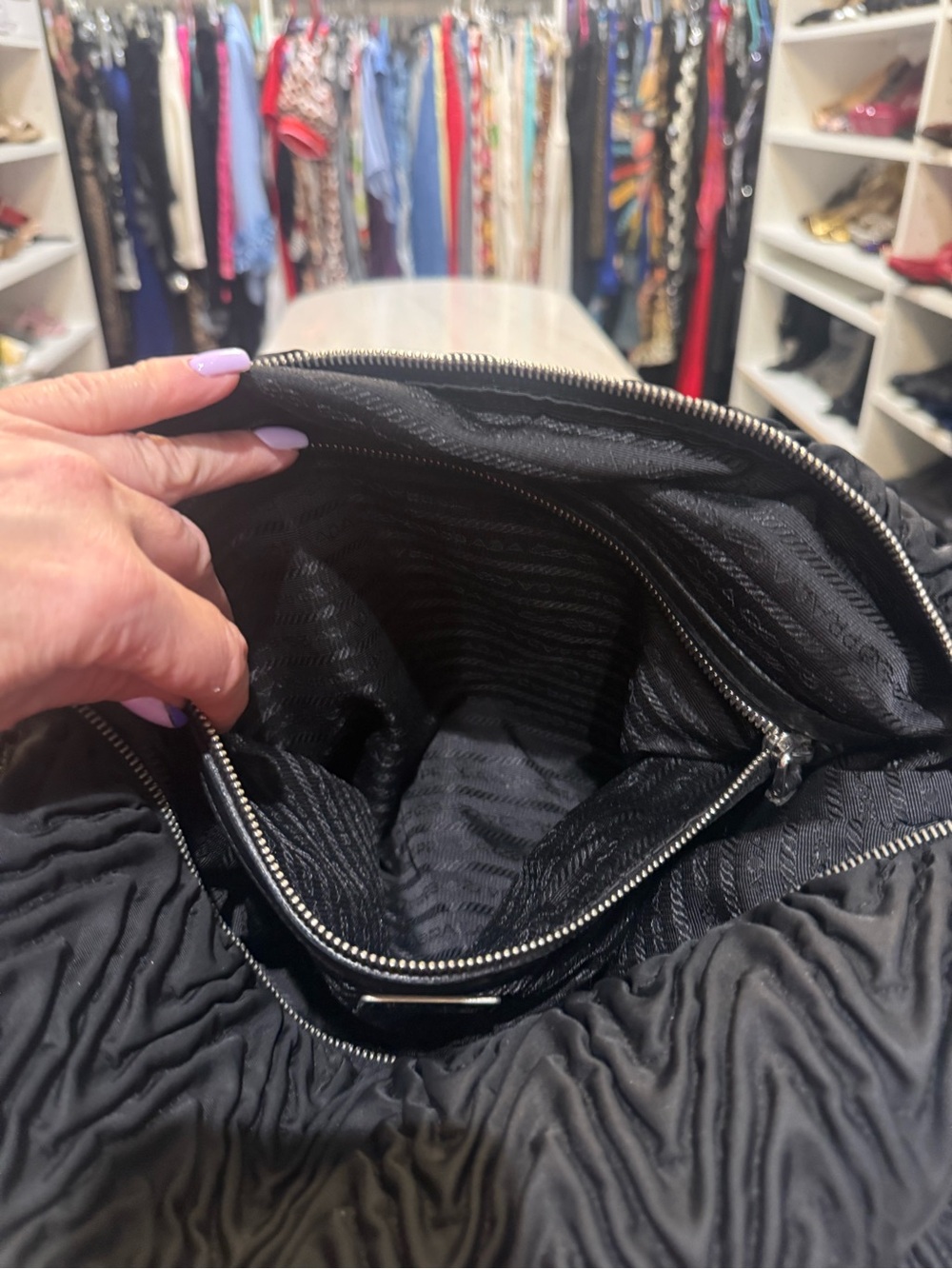 Prada Rare Tessuto Nylon Gaufre large messenger bag in EUC with COA - Picture 8 of 15